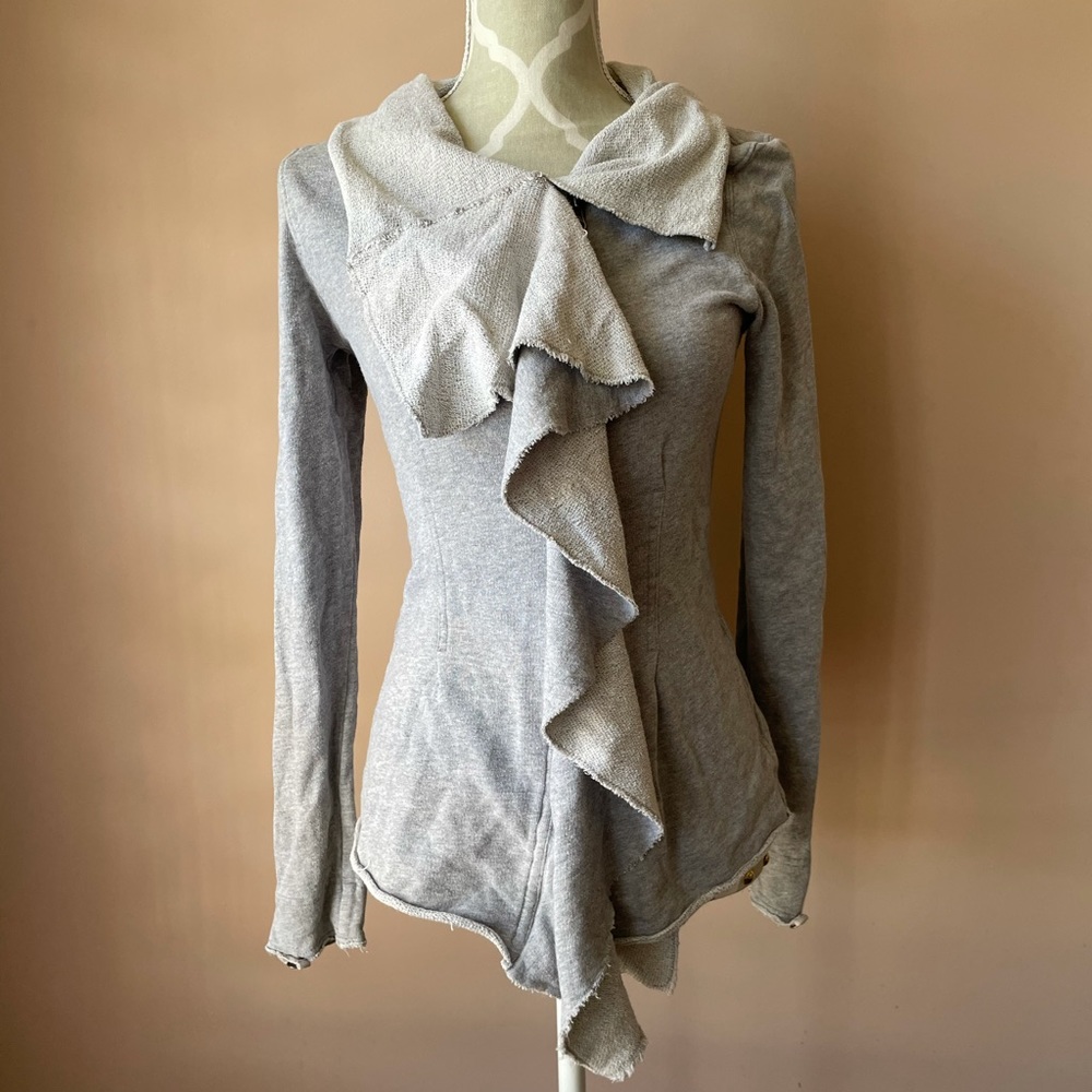 Free people gray thumb hole jacket ebb and flow